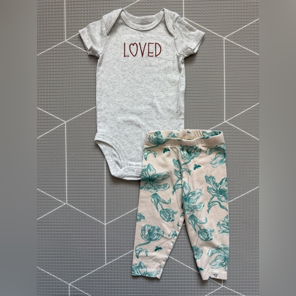 Burt’s Bees|Baby girl short sleeve LOVE bodysuit Onesie w Blue Floral Leggings•